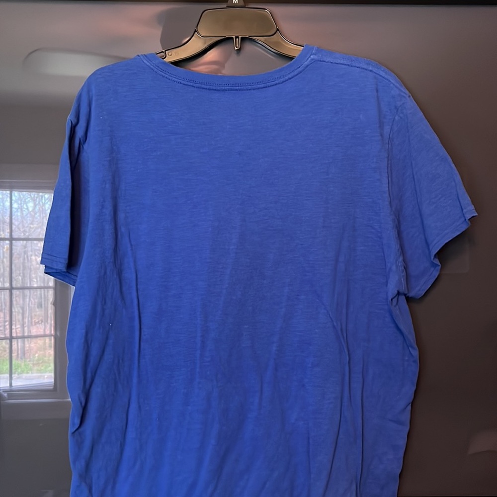 American Eagle Shirt - Picture 2 of 2